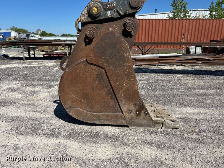 image for item FC2571 2014 Komatsu PC360LC-10 excavator