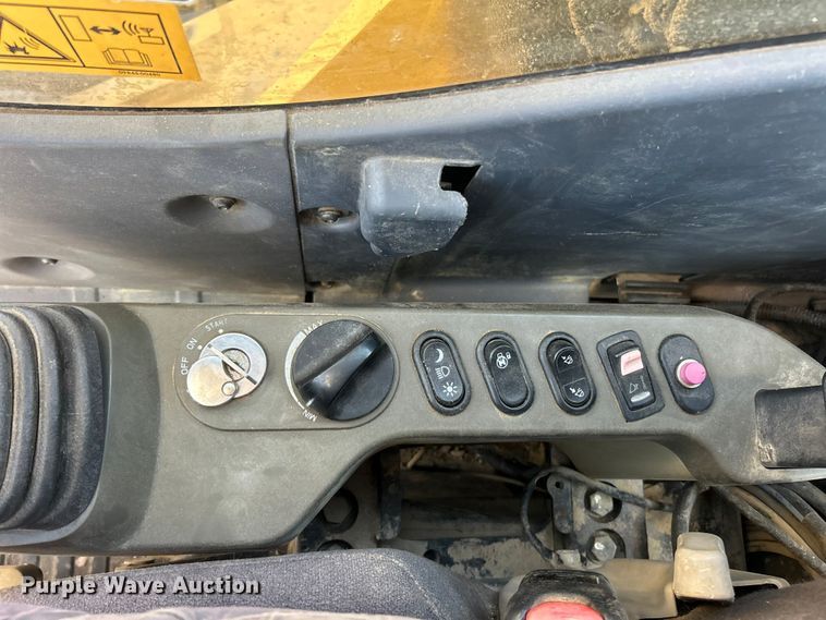 image for item FC2571 2014 Komatsu PC360LC-10 excavator
