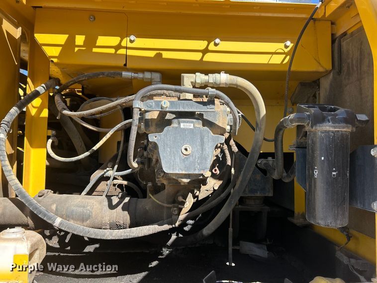 image for item FC2571 2014 Komatsu PC360LC-10 excavator