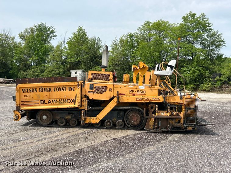 image for item FC2573 1999 Blaw-Knox PF-5510 paver
