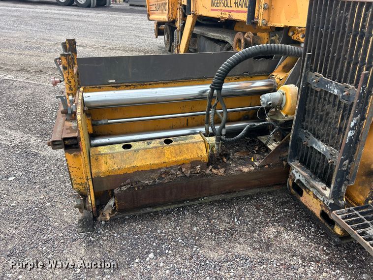 image for item FC2573 1999 Blaw-Knox PF-5510 paver