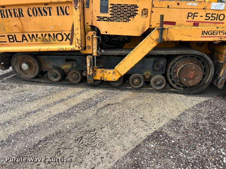 image for item FC2573 1999 Blaw-Knox PF-5510 paver