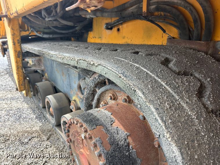 image for item FC2573 1999 Blaw-Knox PF-5510 paver