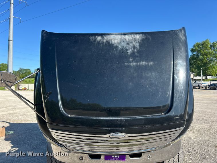 image for item FC2593 2007 Sterling L9500 roll-off container truck