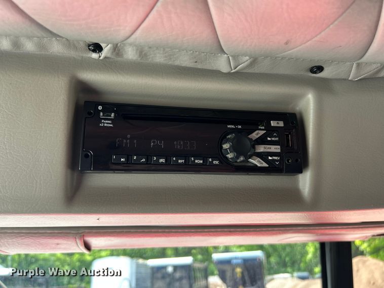 image for item FC2594 2020 Western Star 4700SF dump truck