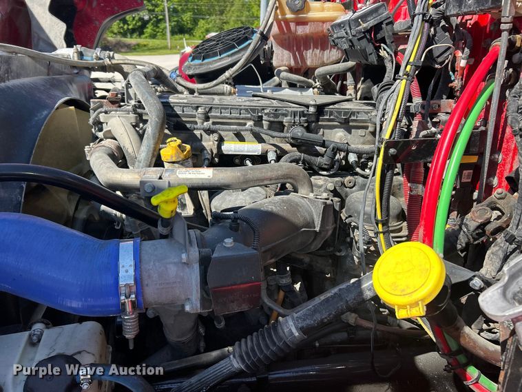image for item FC2594 2020 Western Star 4700SF dump truck