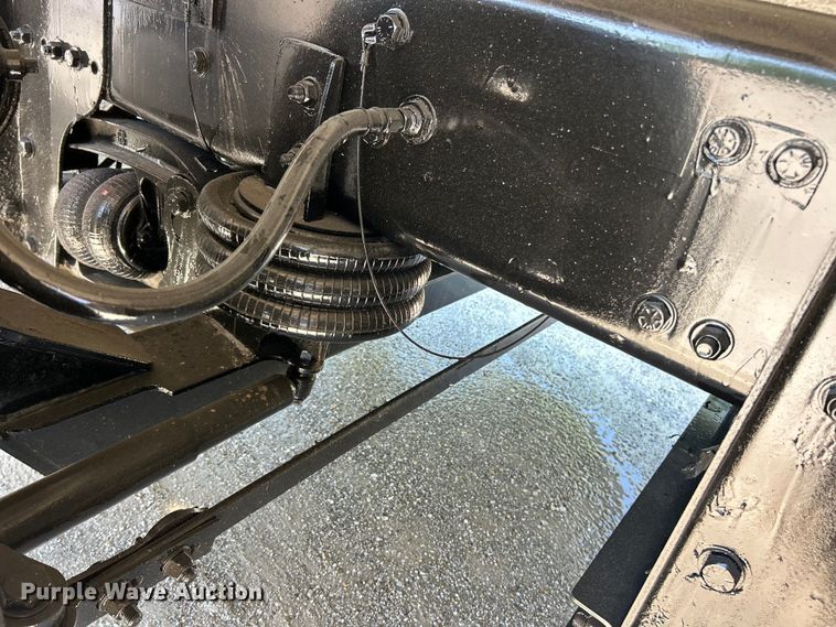 image for item FC2594 2020 Western Star 4700SF dump truck