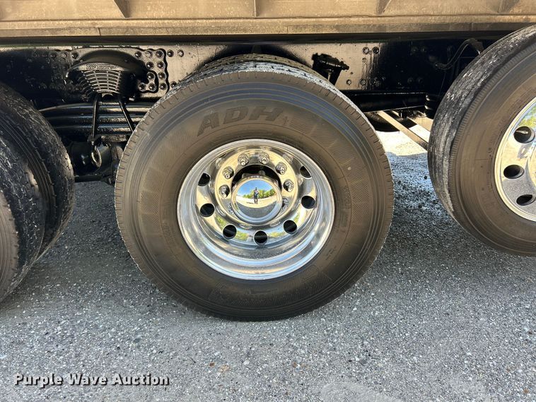 image for item FC2594 2020 Western Star 4700SF dump truck