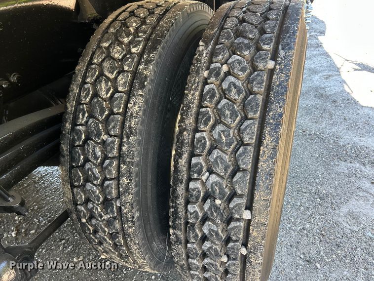 image for item FC2594 2020 Western Star 4700SF dump truck