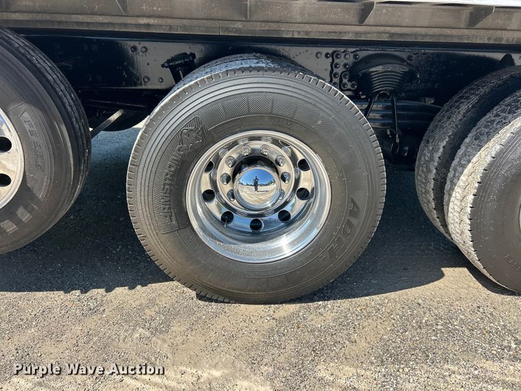 image for item FC2594 2020 Western Star 4700SF dump truck