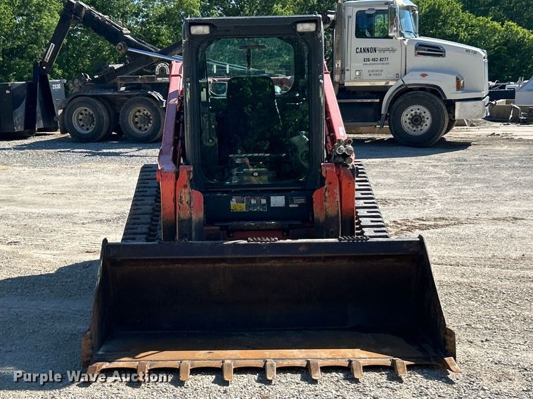 image for item FC2607 2020 Kubota SVL95-2S tracked skid steer loader