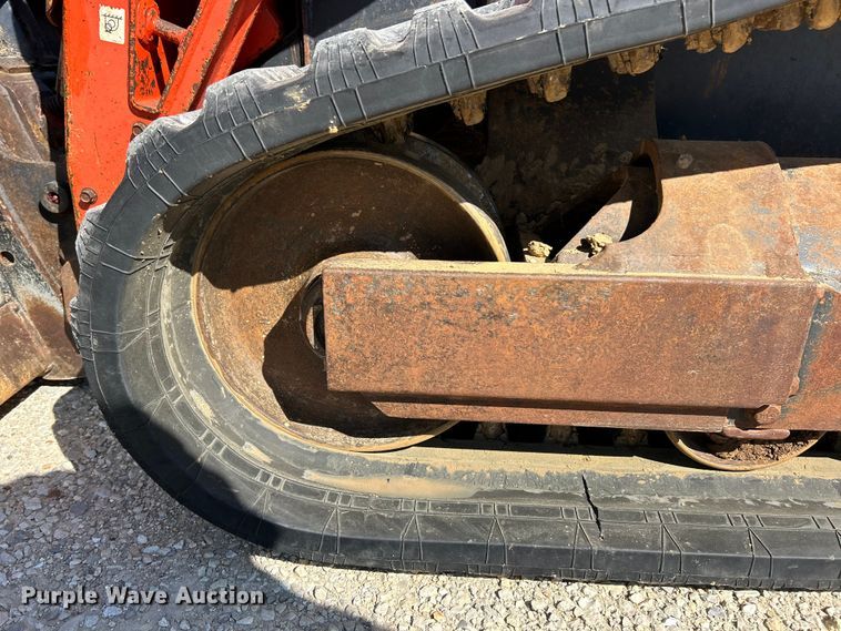 image for item FC2607 2020 Kubota SVL95-2S tracked skid steer loader