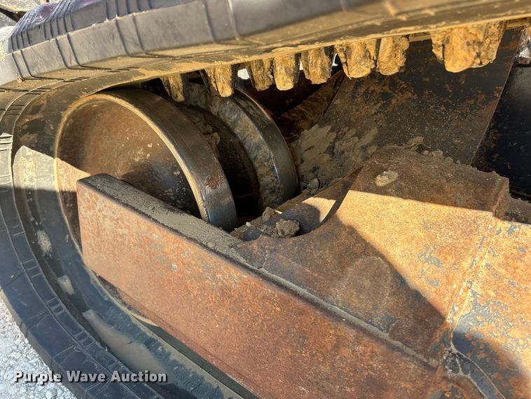 image for item FC2607 2020 Kubota SVL95-2S tracked skid steer loader