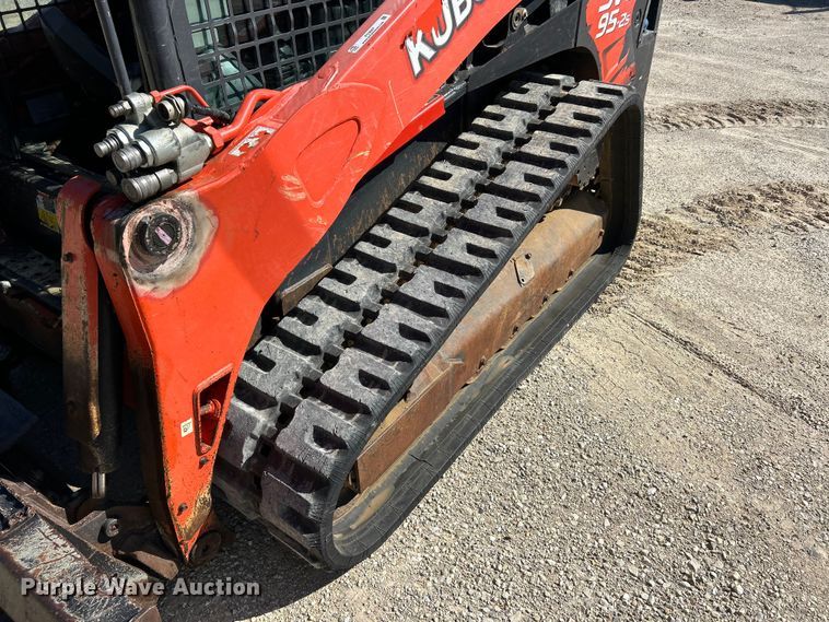 image for item FC2607 2020 Kubota SVL95-2S tracked skid steer loader