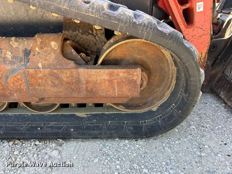 image for item FC2607 2020 Kubota SVL95-2S tracked skid steer loader