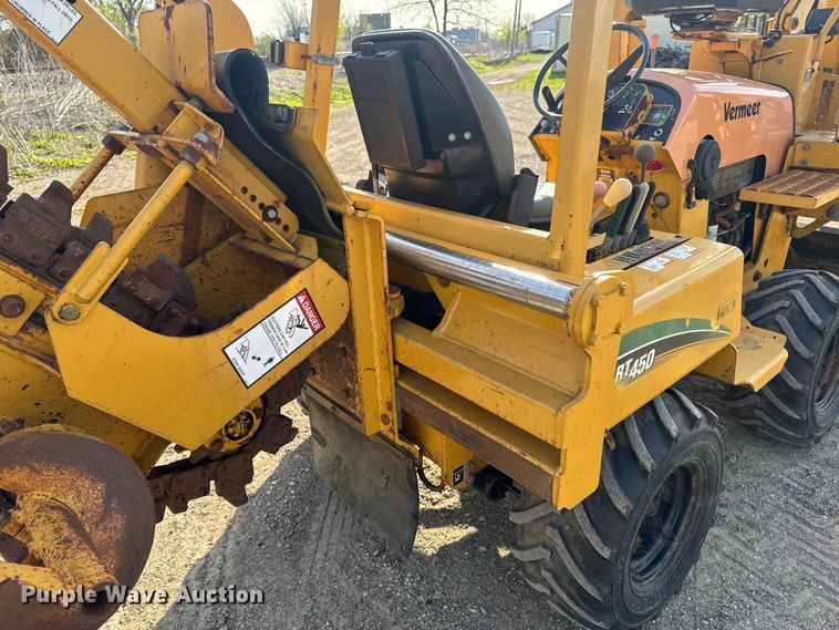 image for item FC3048 2007 Vermeer RT450 trencher