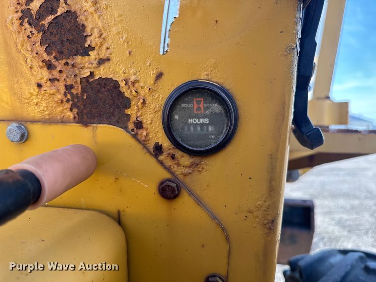 image for item FC3048 2007 Vermeer RT450 trencher