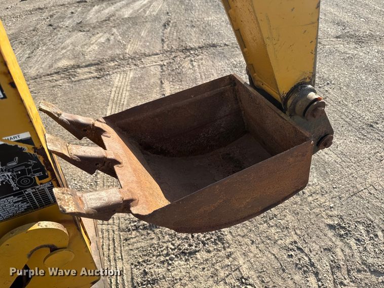 image for item FC3048 2007 Vermeer RT450 trencher