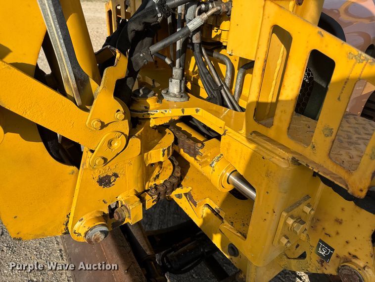 image for item FC3048 2007 Vermeer RT450 trencher