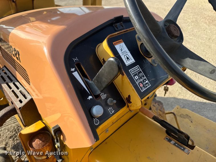 image for item FC3048 2007 Vermeer RT450 trencher