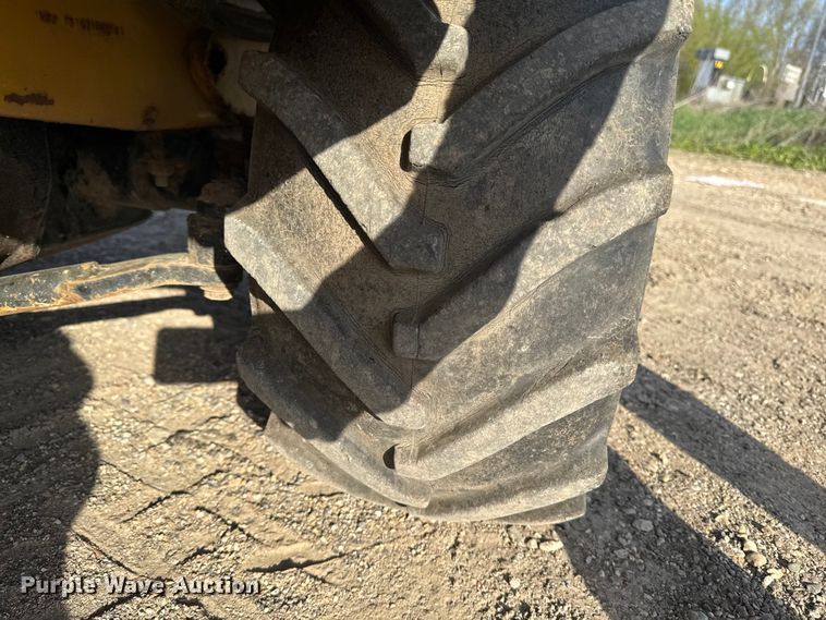 image for item FC3048 2007 Vermeer RT450 trencher