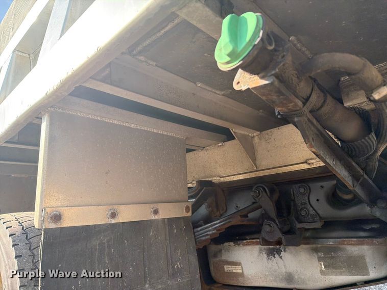 image for item FC3049 2015 Ford F550 Super Duty dump truck