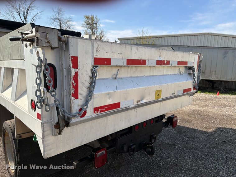 image for item FC3049 2015 Ford F550 Super Duty dump truck