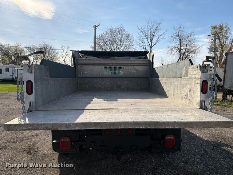 image for item FC3049 2015 Ford F550 Super Duty dump truck