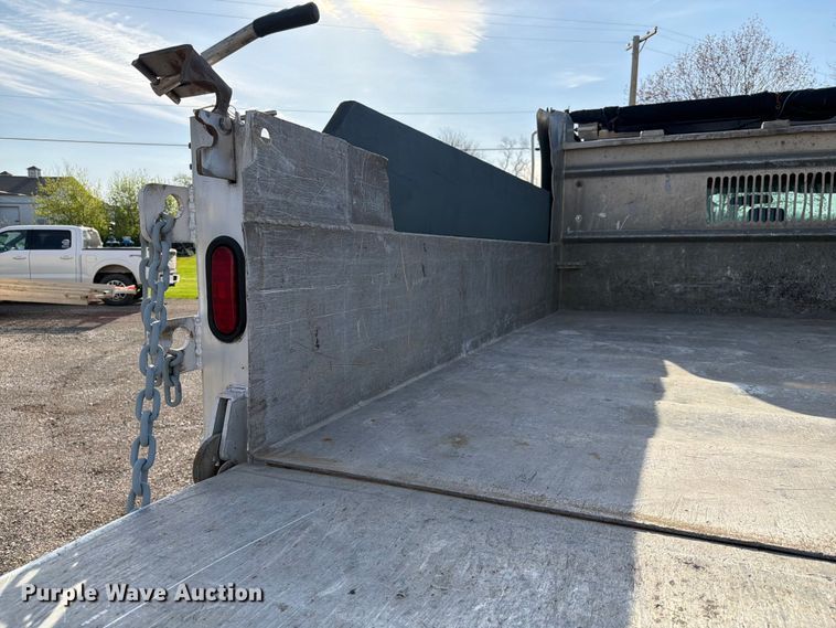 image for item FC3049 2015 Ford F550 Super Duty dump truck