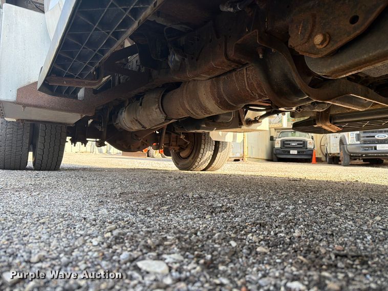 image for item FC3049 2015 Ford F550 Super Duty dump truck