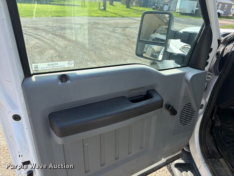 image for item FC3049 2015 Ford F550 Super Duty dump truck