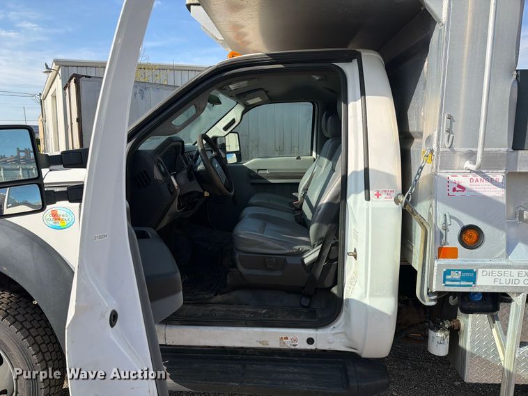 image for item FC3049 2015 Ford F550 Super Duty dump truck