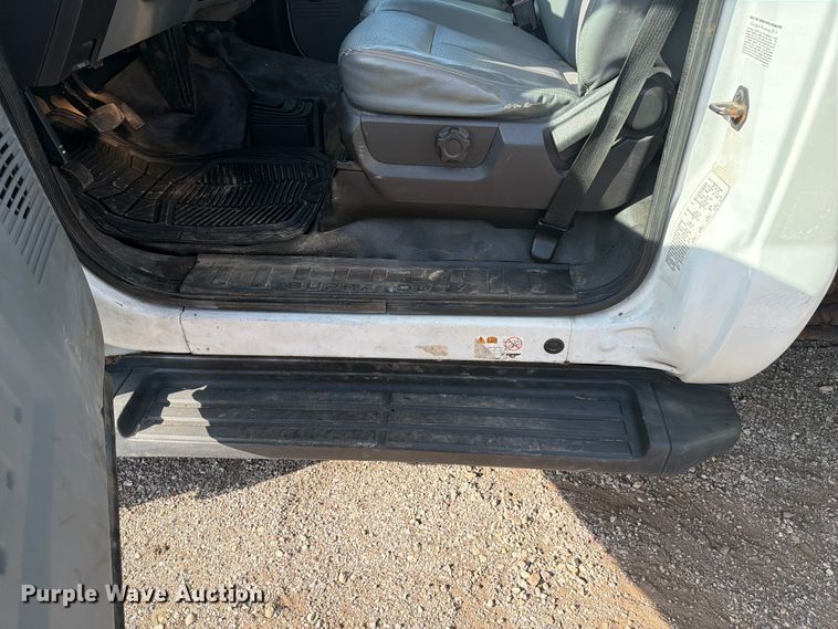 image for item FC3049 2015 Ford F550 Super Duty dump truck