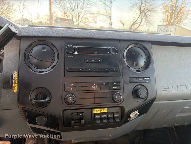 image for item FC3049 2015 Ford F550 Super Duty dump truck