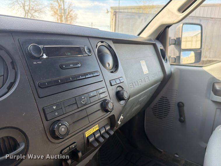 image for item FC3049 2015 Ford F550 Super Duty dump truck