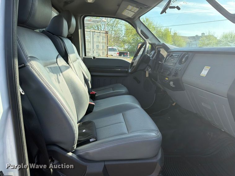 image for item FC3049 2015 Ford F550 Super Duty dump truck