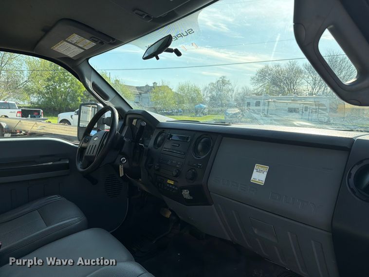 image for item FC3049 2015 Ford F550 Super Duty dump truck