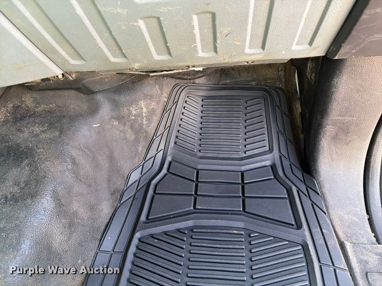 image for item FC3049 2015 Ford F550 Super Duty dump truck