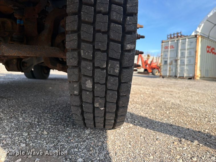 image for item FC3049 2015 Ford F550 Super Duty dump truck