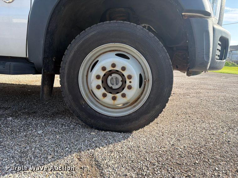 image for item FC3049 2015 Ford F550 Super Duty dump truck