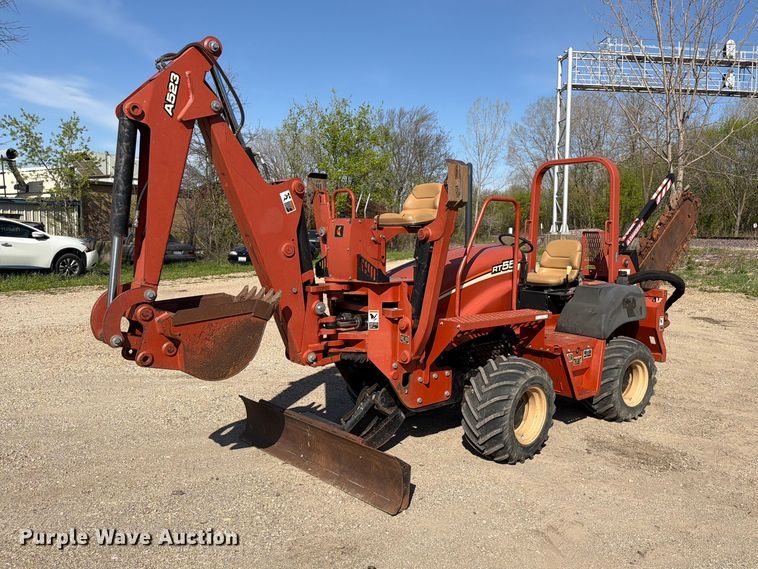 image for item FC3050 2004 Ditch Witch RT55 trencher