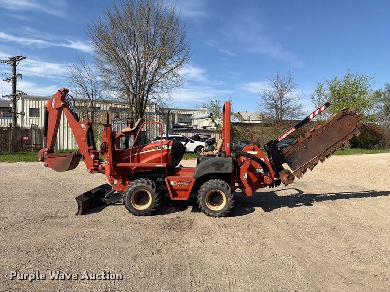 image for item FC3050 2004 Ditch Witch RT55 trencher