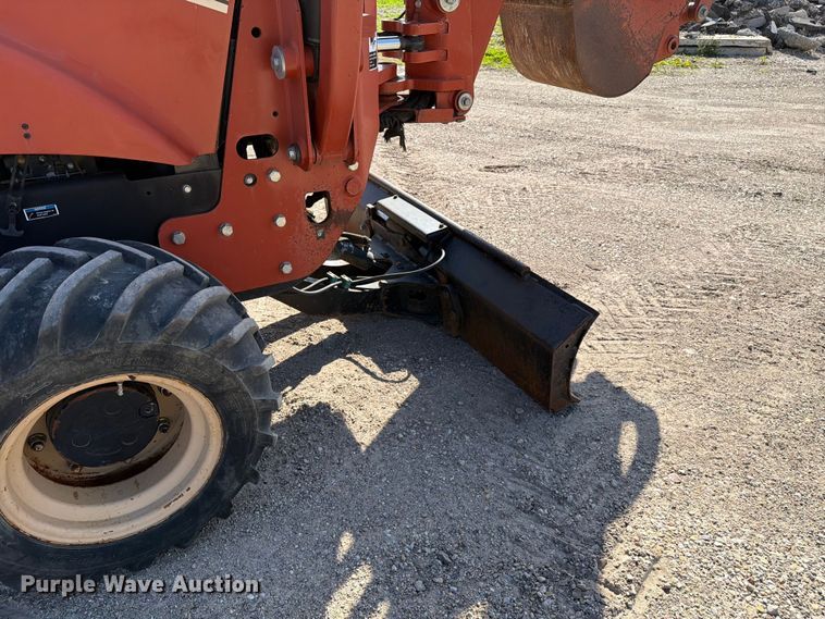 image for item FC3050 2004 Ditch Witch RT55 trencher