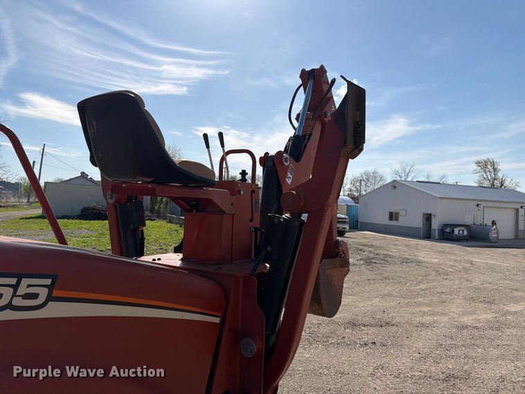 image for item FC3050 2004 Ditch Witch RT55 trencher