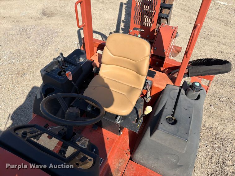 image for item FC3050 2004 Ditch Witch RT55 trencher