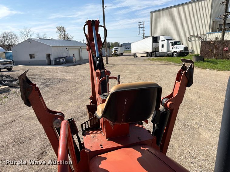 image for item FC3050 2004 Ditch Witch RT55 trencher