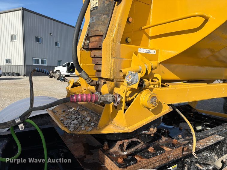image for item FC3052 1995 Clement Industries side dump trailer