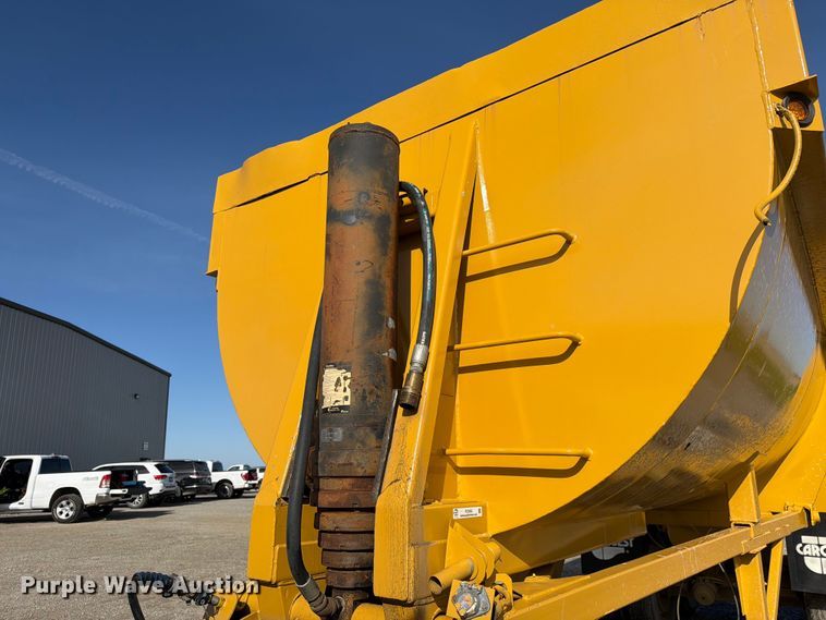 image for item FC3052 1995 Clement Industries side dump trailer
