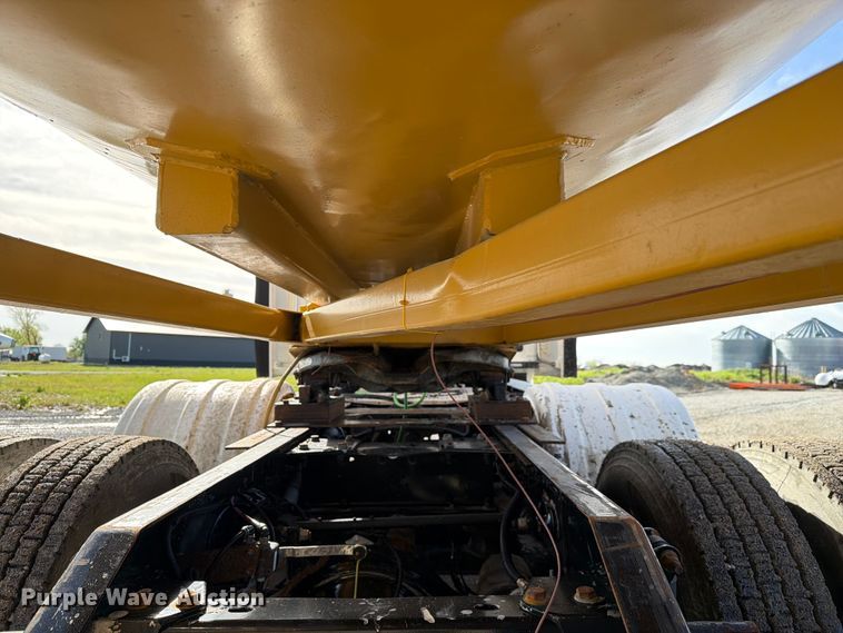image for item FC3052 1995 Clement Industries side dump trailer