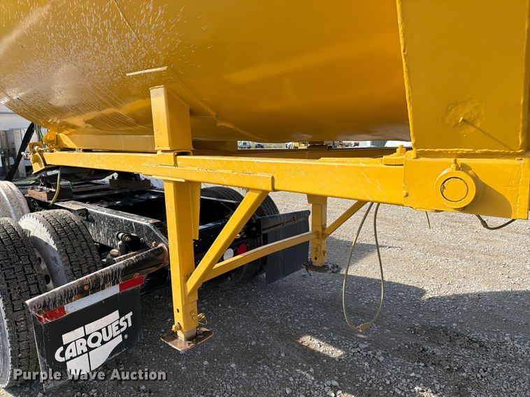 image for item FC3052 1995 Clement Industries side dump trailer